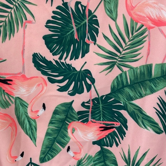 Old Navy Flamingo Twist-Back Cutout One-Piece Swimsuit - Picture 2 of 8